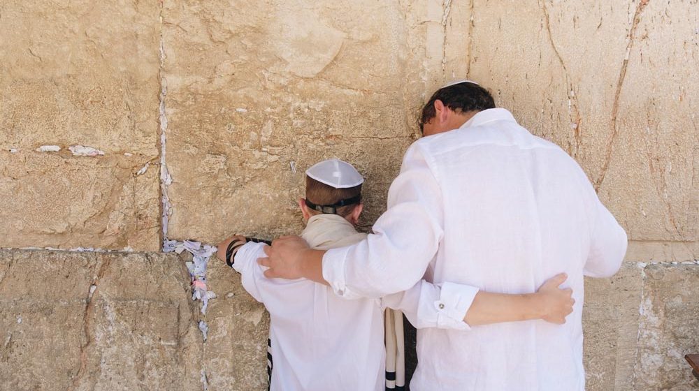 awake-jerusalem-Day-9-Wester-Wall.Yom-Kippur